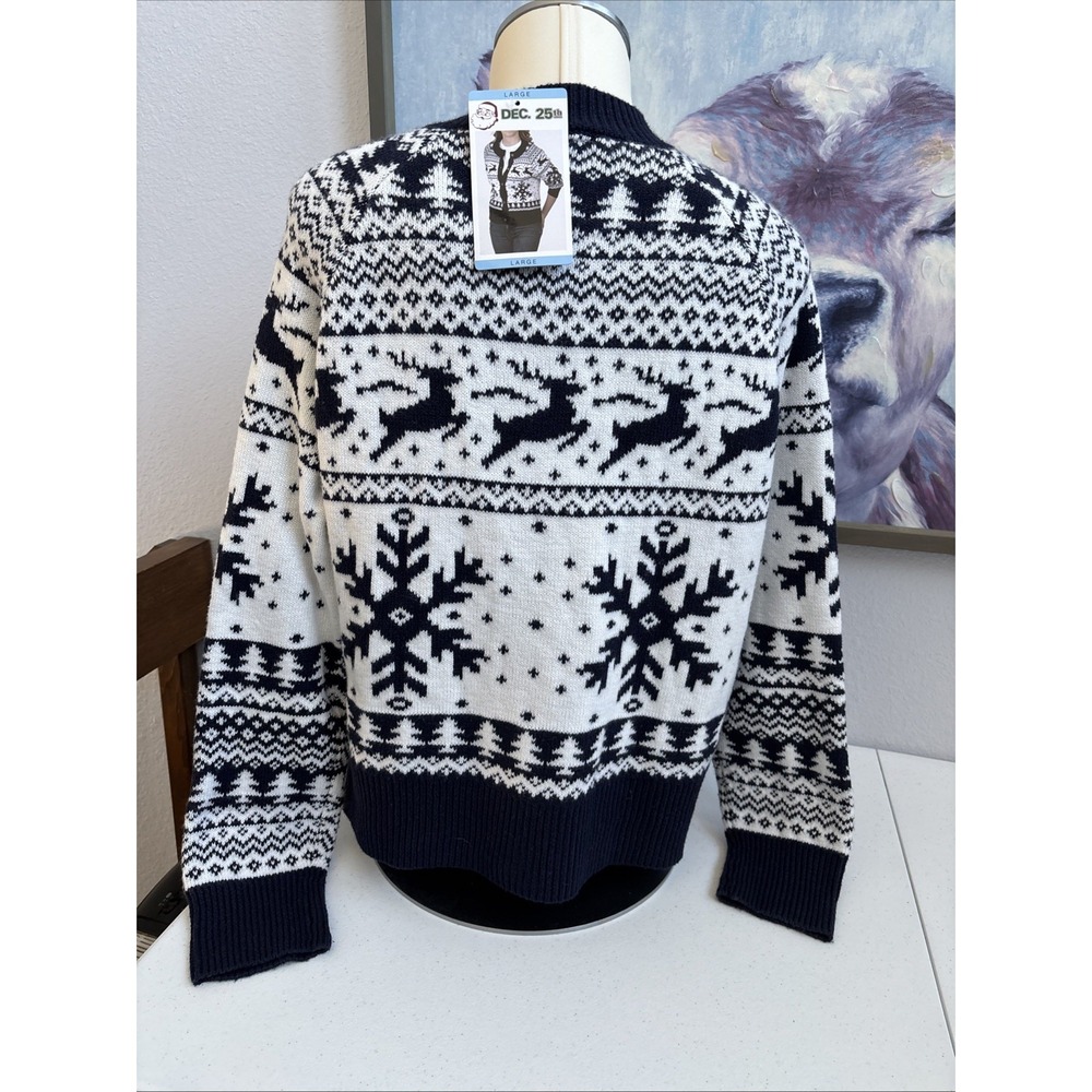 Dec. 25th Women's L NWT White Navy Snowflake Deer LS Button Up Knit Cardigan - Picture 3 of 15